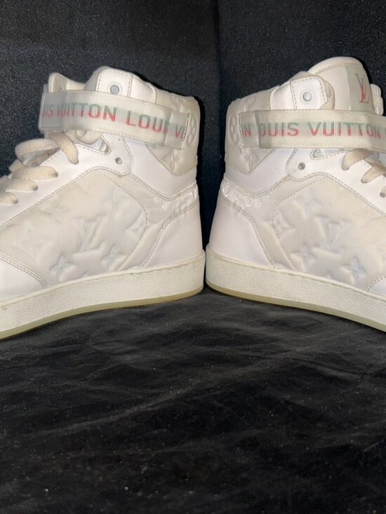 Louis Vuitton Rivoli High Top Sneakers White Monogram Men’s LV 8 / US 9 main image 8